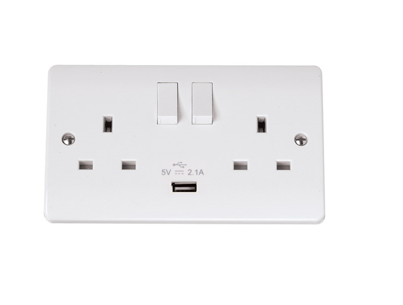 Click Mode - 2 Gang 13A Double Switched Socket With 2.1A USB - CMA770